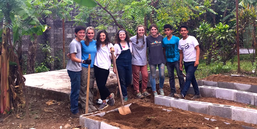 Guatemala 2016SB Trip Raised Bed Team.jpg